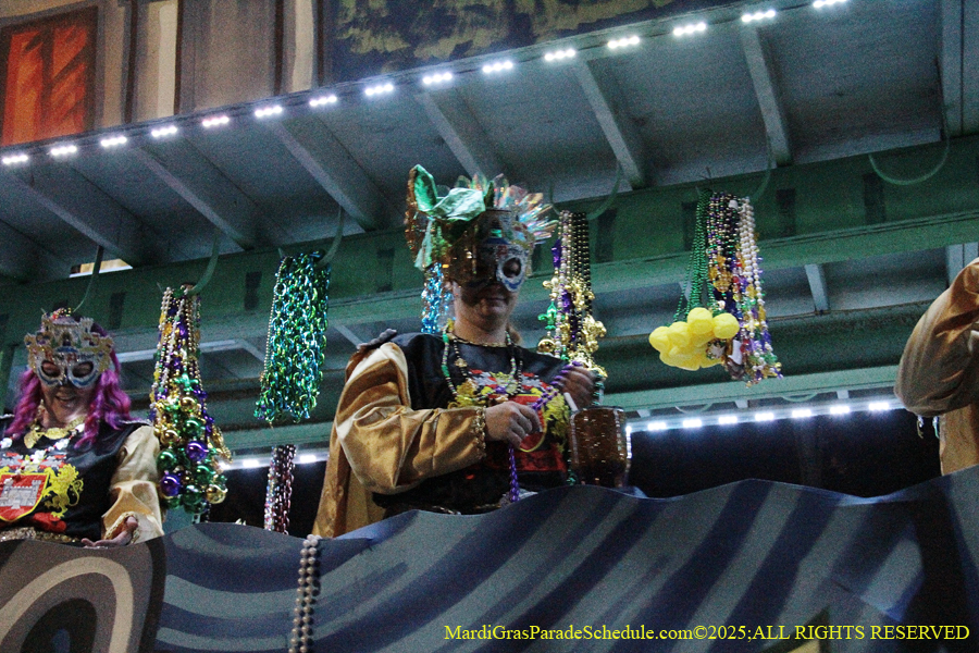 Krwew-of-King-Arthur-002909