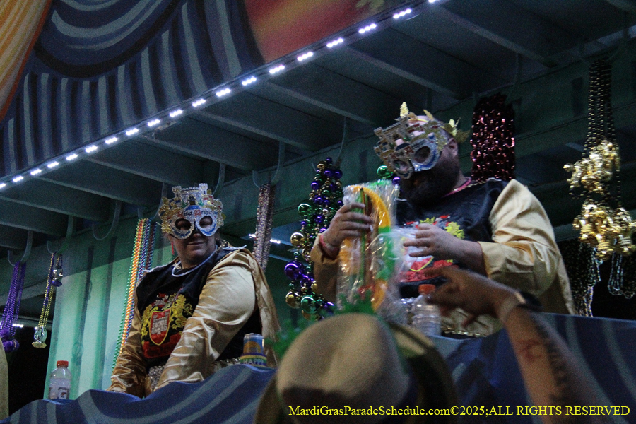 Krwew-of-King-Arthur-002911