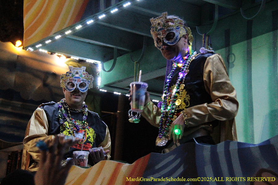 Krwew-of-King-Arthur-002912