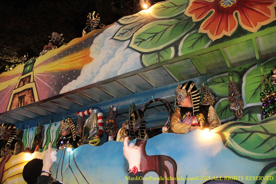 Krwew-of-King-Arthur-002928