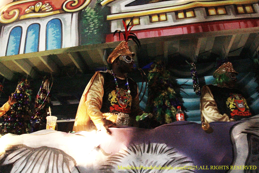 Krwew-of-King-Arthur-002940