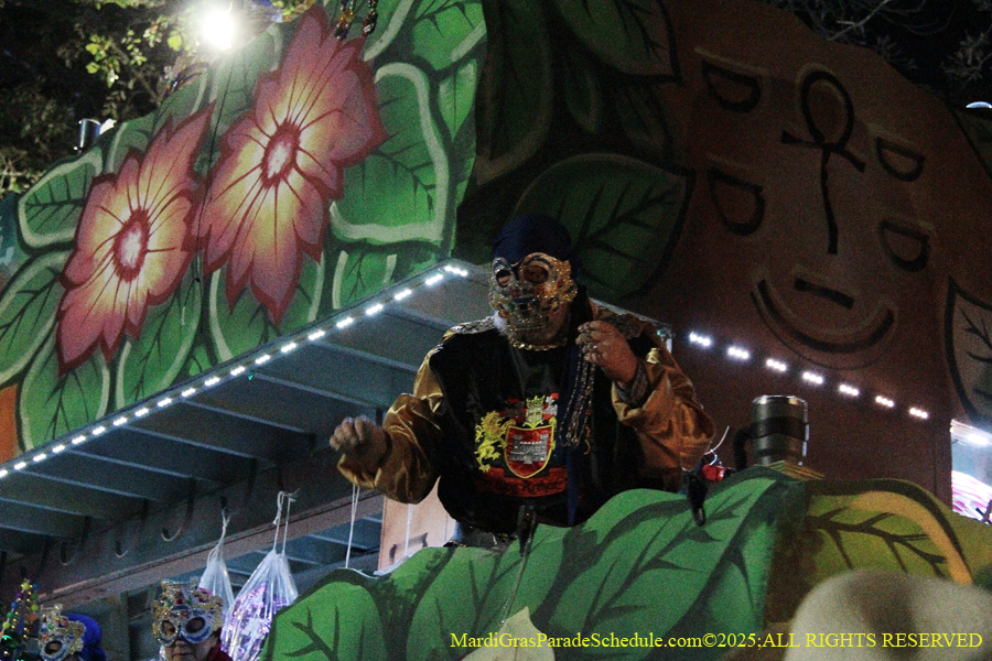 Krwew-of-King-Arthur-002963