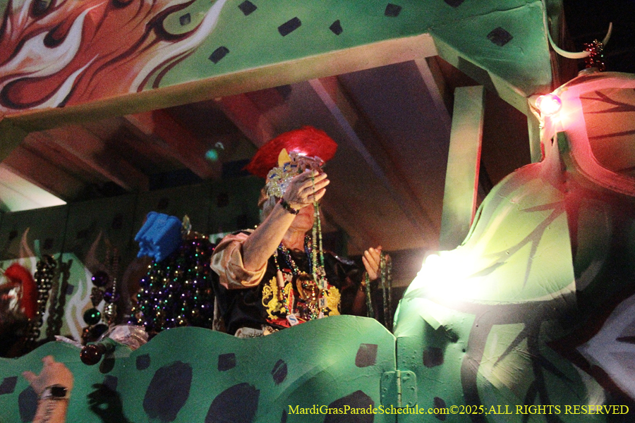 Krwew-of-King-Arthur-002982