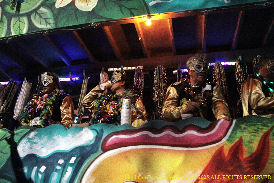 Krwew-of-King-Arthur-002991