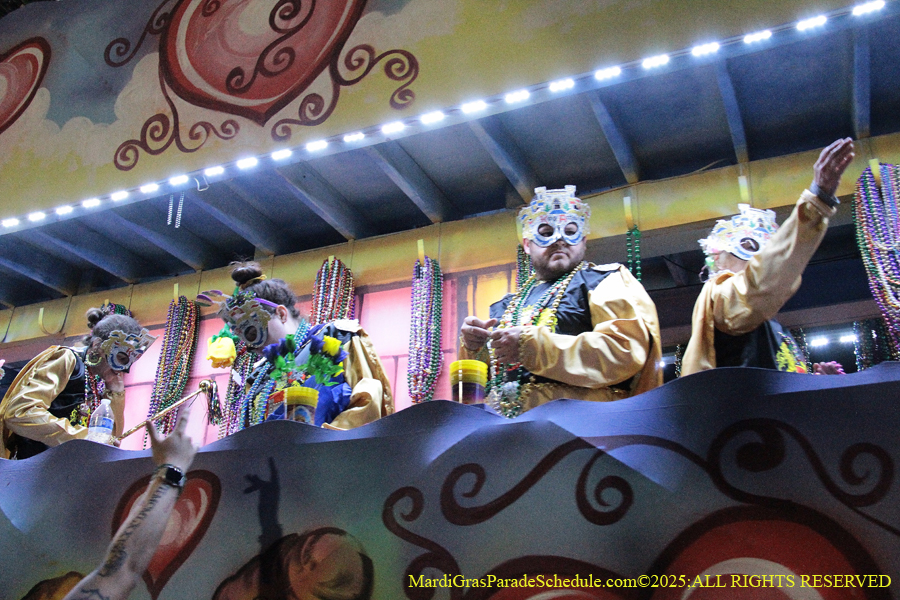 Krwew-of-King-Arthur-002996