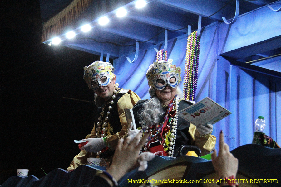 Krwew-of-King-Arthur-003012