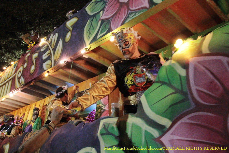 Krwew-of-King-Arthur-003022