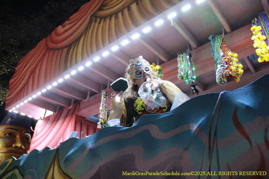 Krwew-of-King-Arthur-003030