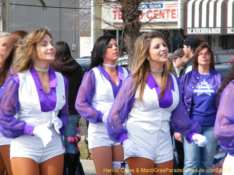 Krewe-of-Little-Rascals-Metairie-Mardi-Gras-Childrens-Parade-7036