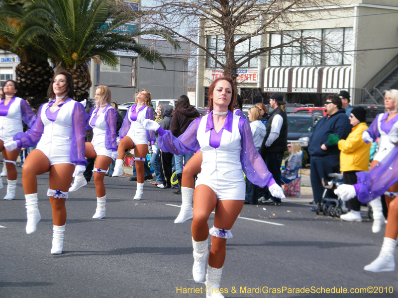Krewe-of-Little-Rascals-Metairie-Mardi-Gras-Childrens-Parade-7038