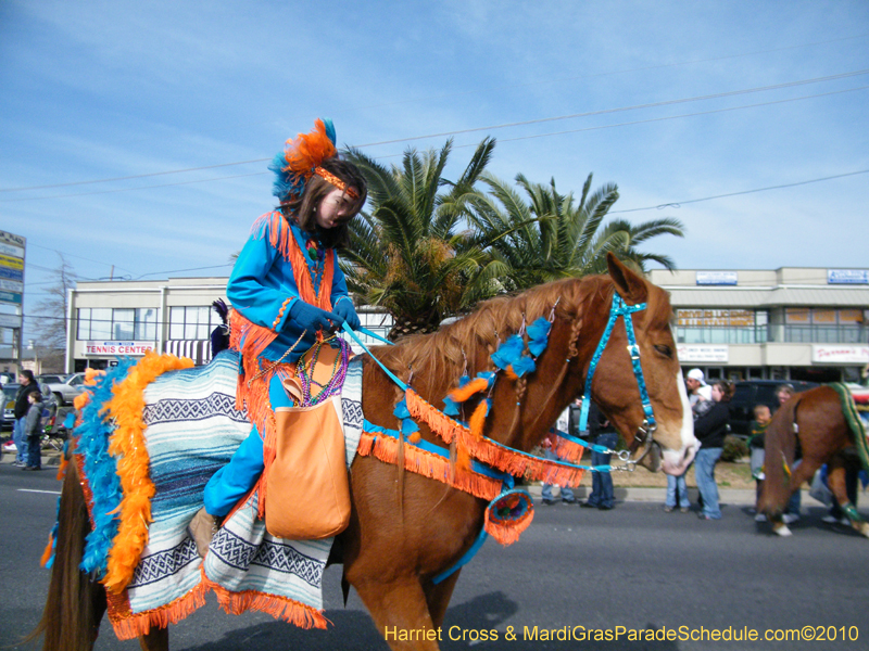 Krewe-of-Little-Rascals-Metairie-Mardi-Gras-Childrens-Parade-7059