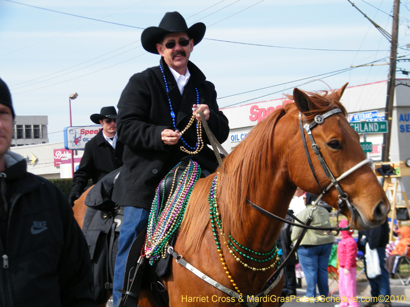 Krewe-of-Little-Rascals-Metairie-Mardi-Gras-Childrens-Parade-7072