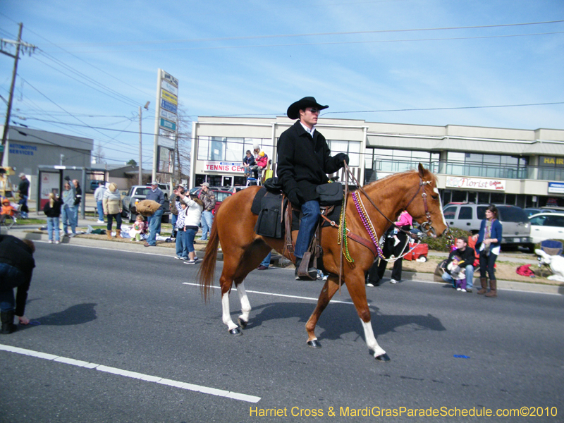 Krewe-of-Little-Rascals-Metairie-Mardi-Gras-Childrens-Parade-7073