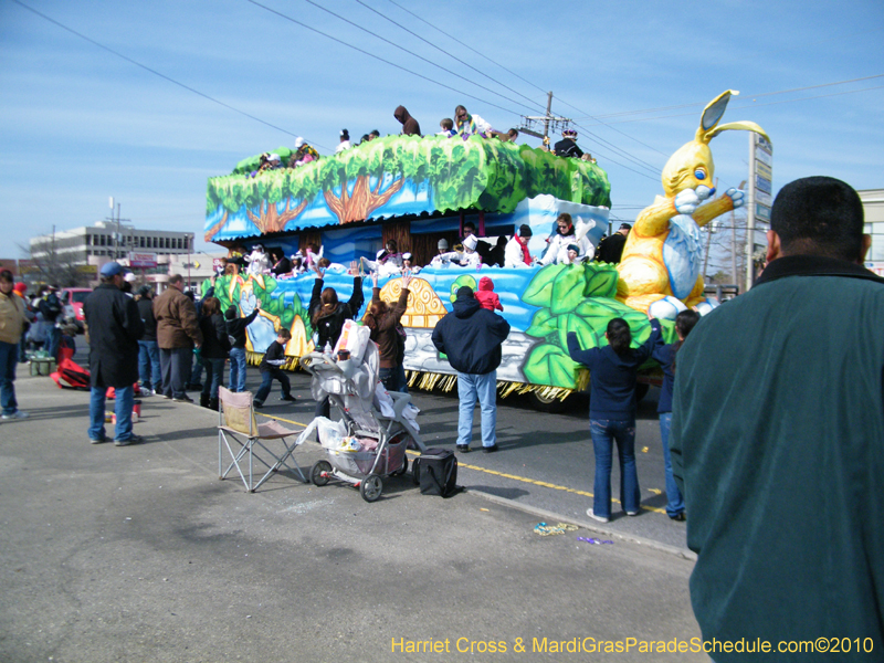 Krewe-of-Little-Rascals-Metairie-Mardi-Gras-Childrens-Parade-7076