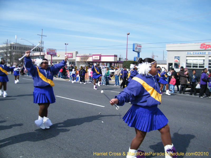 Krewe-of-Little-Rascals-Metairie-Mardi-Gras-Childrens-Parade-7093