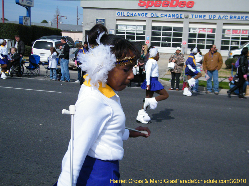 Krewe-of-Little-Rascals-Metairie-Mardi-Gras-Childrens-Parade-7096
