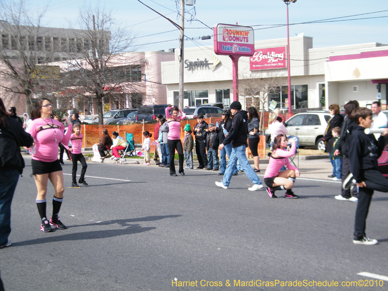 Krewe-of-Little-Rascals-Metairie-Mardi-Gras-Childrens-Parade-7101