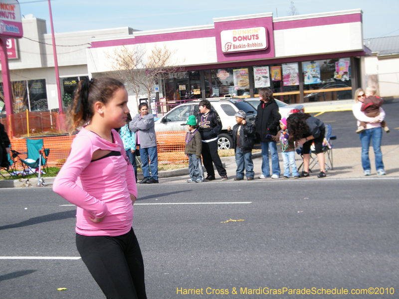 Krewe-of-Little-Rascals-Metairie-Mardi-Gras-Childrens-Parade-7104