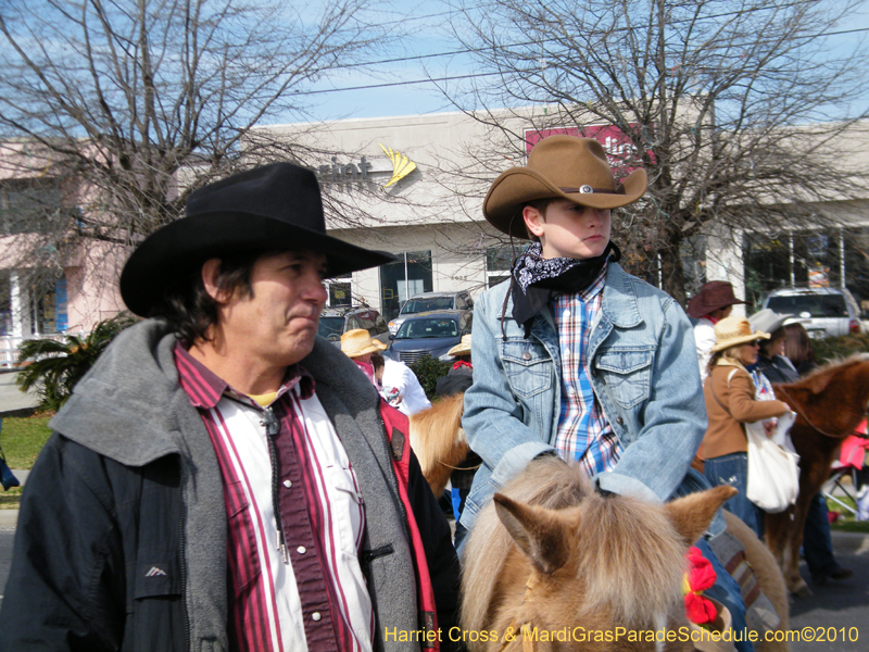 Krewe-of-Little-Rascals-Metairie-Mardi-Gras-Childrens-Parade-7108
