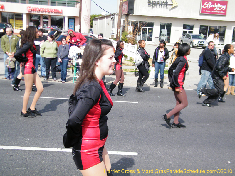 Krewe-of-Little-Rascals-Metairie-Mardi-Gras-Childrens-Parade-7120
