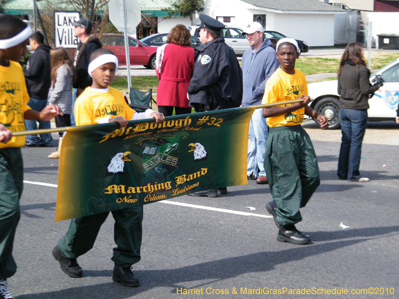 Krewe-of-Little-Rascals-Metairie-Mardi-Gras-Childrens-Parade-7133