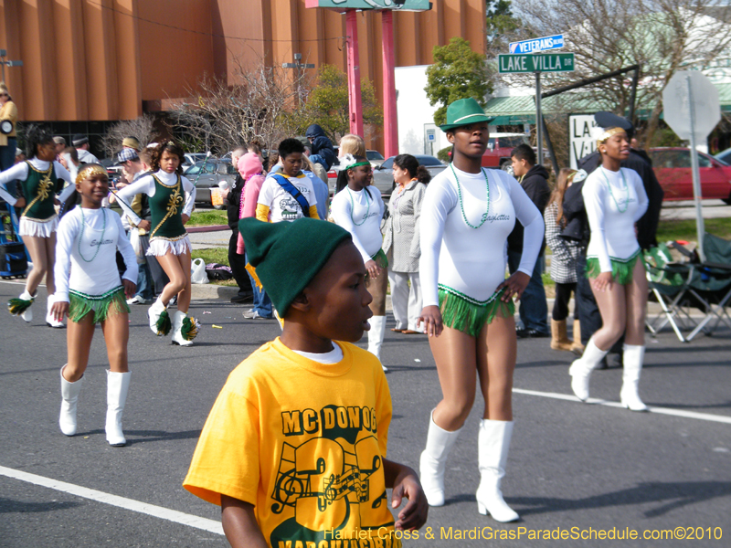 Krewe-of-Little-Rascals-Metairie-Mardi-Gras-Childrens-Parade-7134