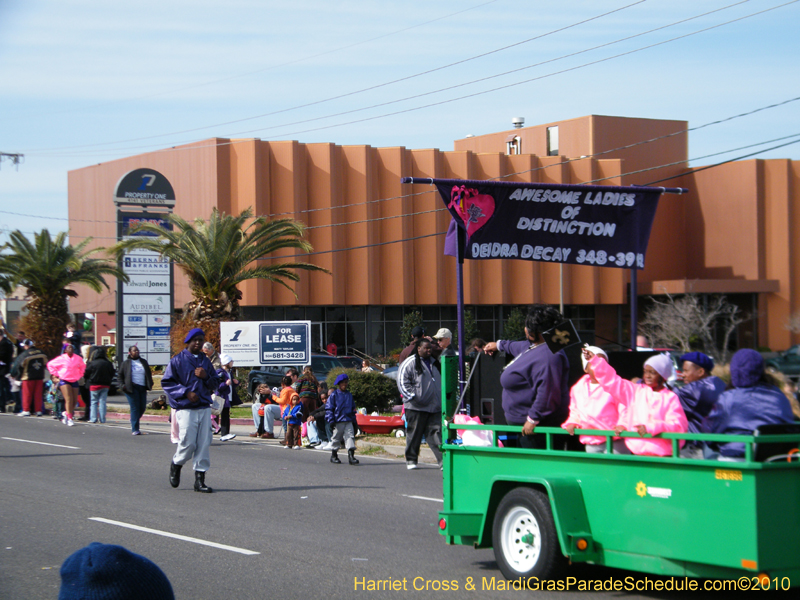 Krewe-of-Little-Rascals-Metairie-Mardi-Gras-Childrens-Parade-7141