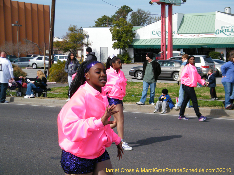 Krewe-of-Little-Rascals-Metairie-Mardi-Gras-Childrens-Parade-7144