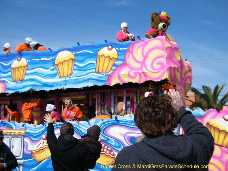Krewe-of-Little-Rascals-Metairie-Mardi-Gras-Childrens-Parade-7155