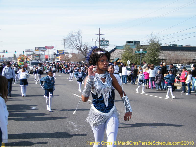 Krewe-of-Little-Rascals-Metairie-Mardi-Gras-Childrens-Parade-7170