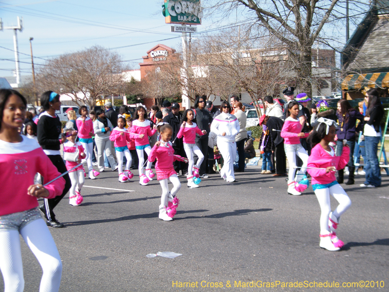 Krewe-of-Little-Rascals-Metairie-Mardi-Gras-Childrens-Parade-7181