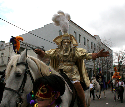 Krewe-of-Mid-City-Mardi-Gras-2008-New-Orleans-0058