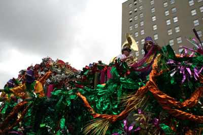 Krewe-of-Mid-City-Mardi-Gras-2008-New-Orleans-0087