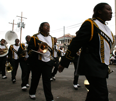 Krewe-of-Mid-City-Mardi-Gras-2008-New-Orleans-0104