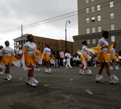 Krewe-of-Mid-City-Mardi-Gras-2008-New-Orleans-0114