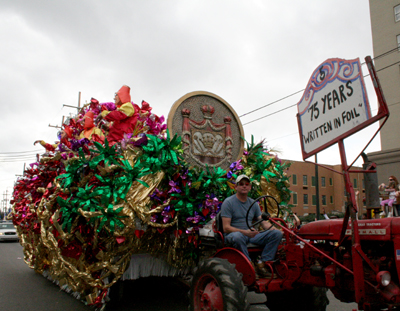Krewe-of-Mid-City-Mardi-Gras-2008-New-Orleans-0119