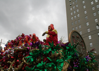 Krewe-of-Mid-City-Mardi-Gras-2008-New-Orleans-0120
