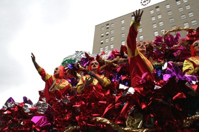 Krewe-of-Mid-City-Mardi-Gras-2008-New-Orleans-0126