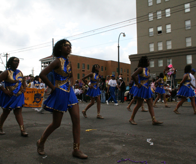 Krewe-of-Mid-City-Mardi-Gras-2008-New-Orleans-0144