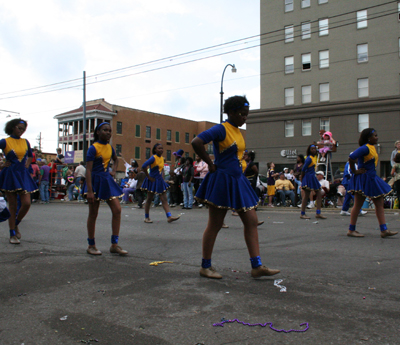 Krewe-of-Mid-City-Mardi-Gras-2008-New-Orleans-0152