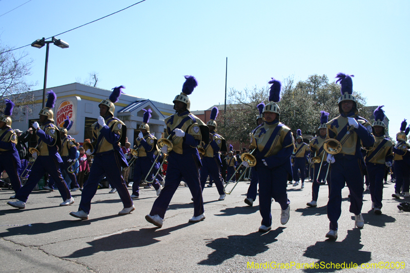 2009-Krewe-of-Mid-City-presents-Parrotheads-in-Paradise-Mardi-Gras-New-Orleans-0092