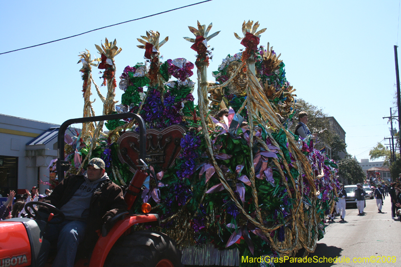 2009-Krewe-of-Mid-City-presents-Parrotheads-in-Paradise-Mardi-Gras-New-Orleans-0106