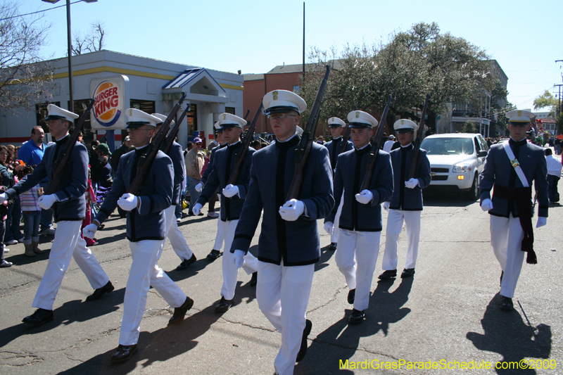 2009-Krewe-of-Mid-City-presents-Parrotheads-in-Paradise-Mardi-Gras-New-Orleans-0114