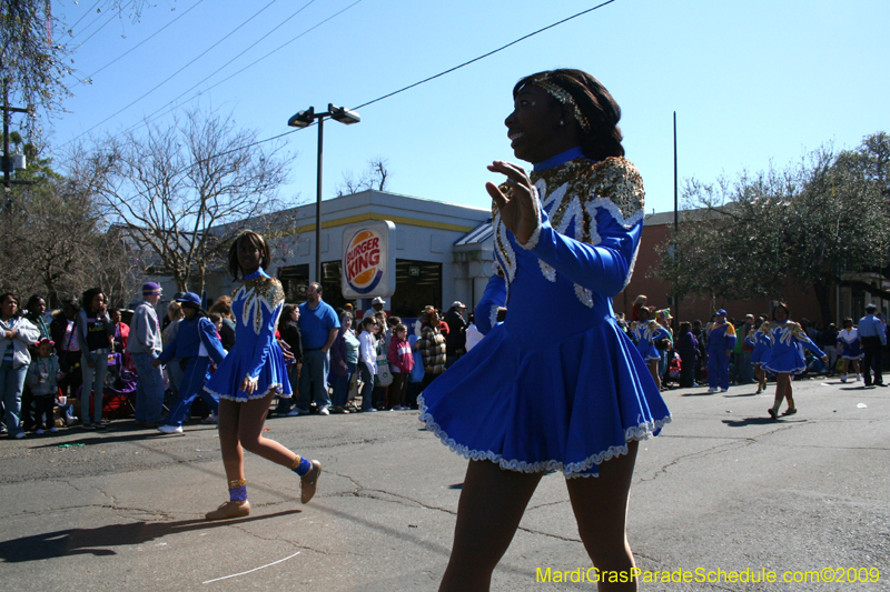 2009-Krewe-of-Mid-City-presents-Parrotheads-in-Paradise-Mardi-Gras-New-Orleans-0181