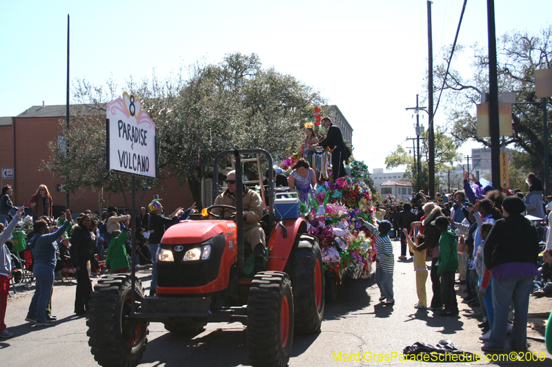 2009-Krewe-of-Mid-City-presents-Parrotheads-in-Paradise-Mardi-Gras-New-Orleans-0206