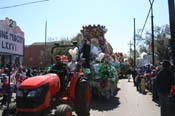 2009-Krewe-of-Mid-City-presents-Parrotheads-in-Paradise-Mardi-Gras-New-Orleans-0116