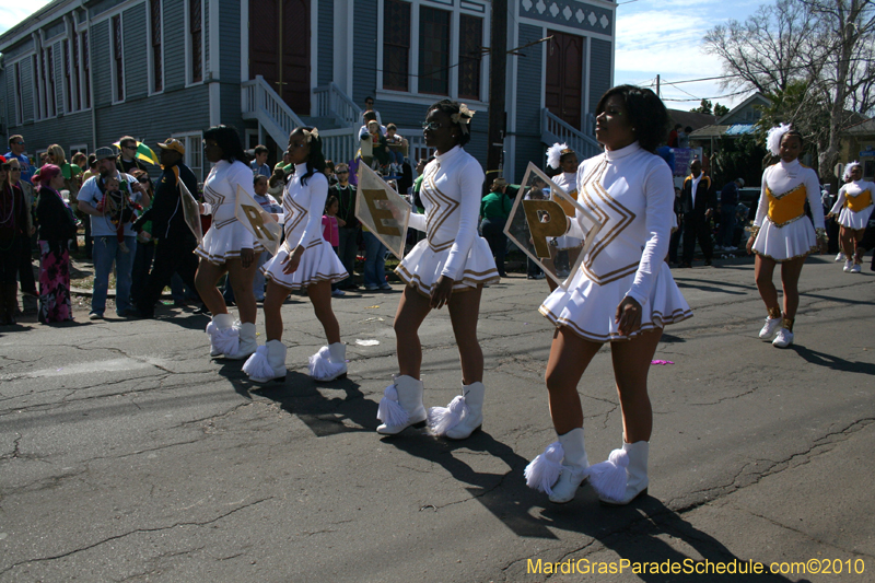 Krewe-of-Mid-City-2010-Mardi-Gras-New-Orleans-Carnival-8977