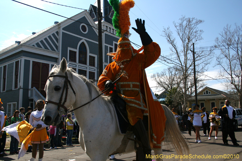 Krewe-of-Mid-City-2010-Mardi-Gras-New-Orleans-Carnival-8981