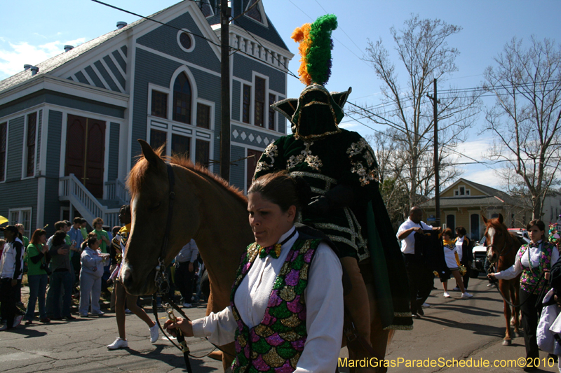 Krewe-of-Mid-City-2010-Mardi-Gras-New-Orleans-Carnival-8982