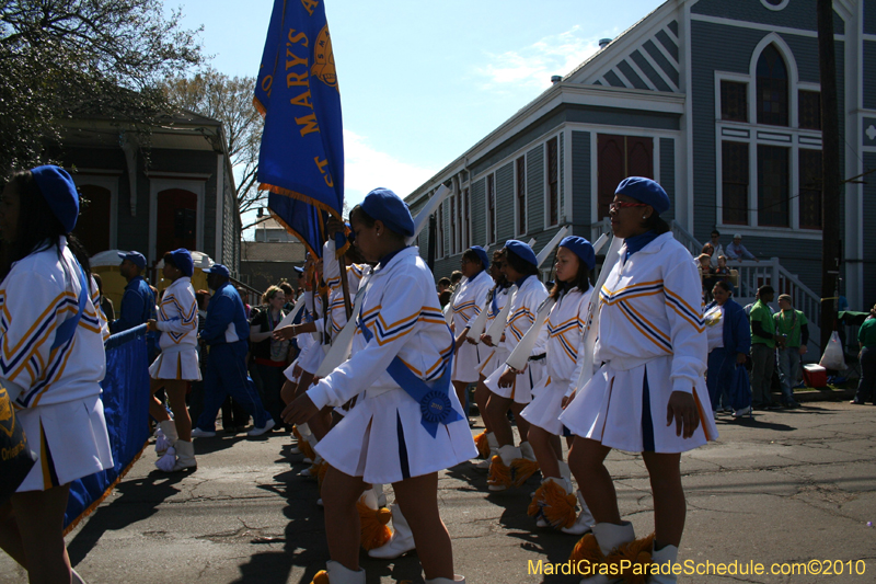 Krewe-of-Mid-City-2010-Mardi-Gras-New-Orleans-Carnival-8993